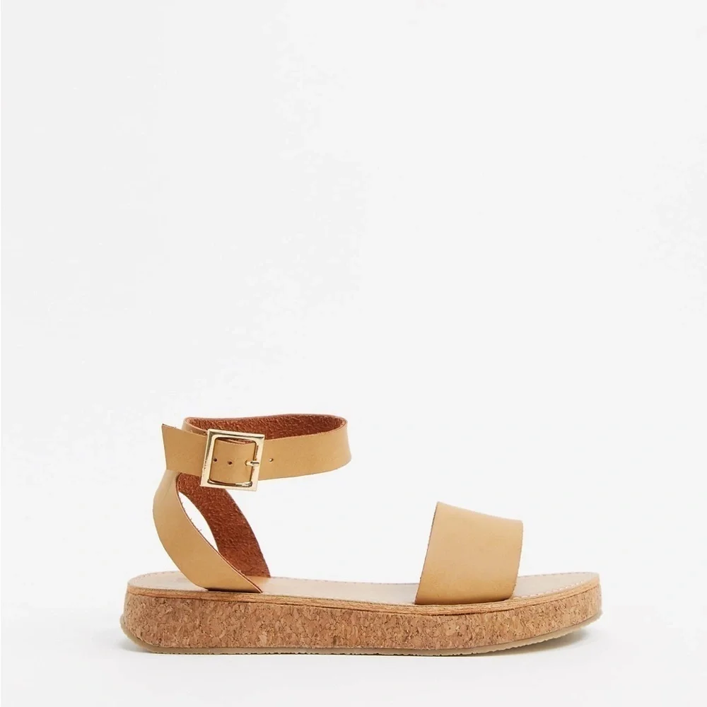 NWOT ASOS DESIGN Forlong chunky flatform cork sandals in natural UK 7/US 9
